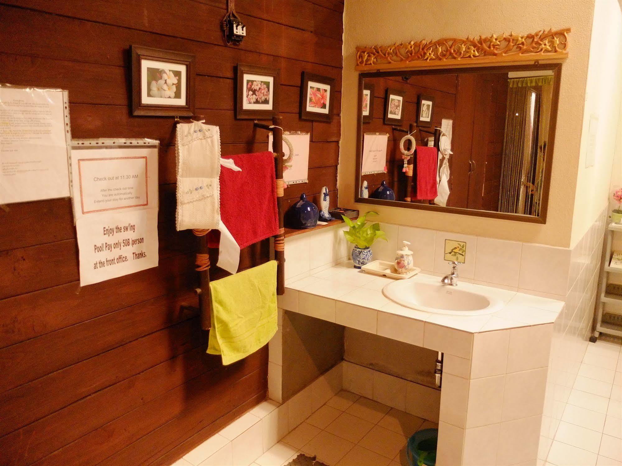 Boonmee Guest House Chiang Mai Exterior foto