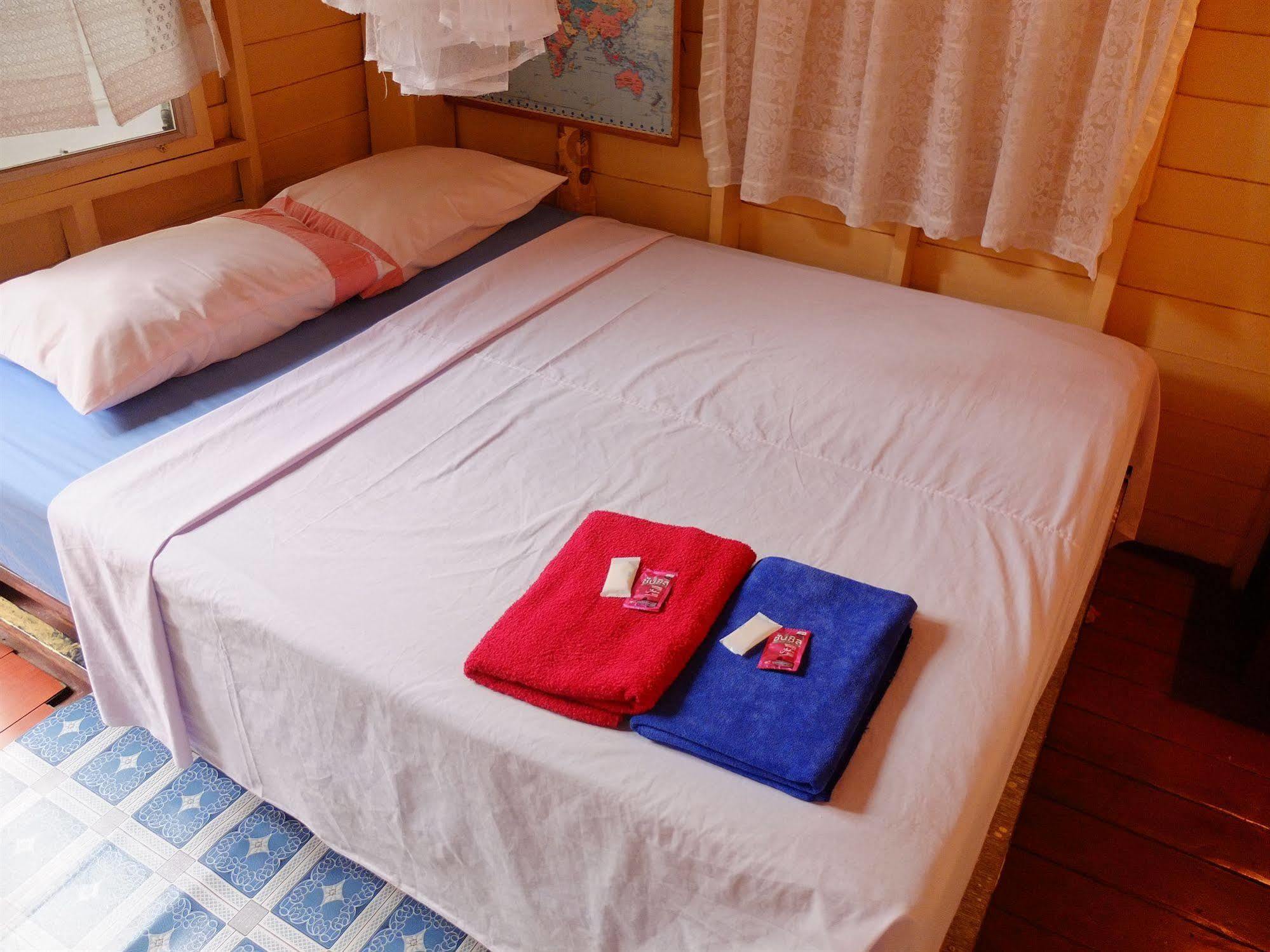 Boonmee Guest House Chiang Mai Exterior foto